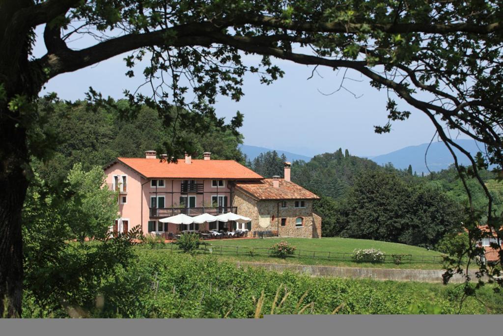 Buttrio Agriturismo Scacciapensieri מראה חיצוני תמונה