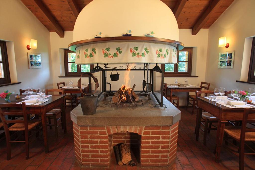 Buttrio Agriturismo Scacciapensieri מראה חיצוני תמונה